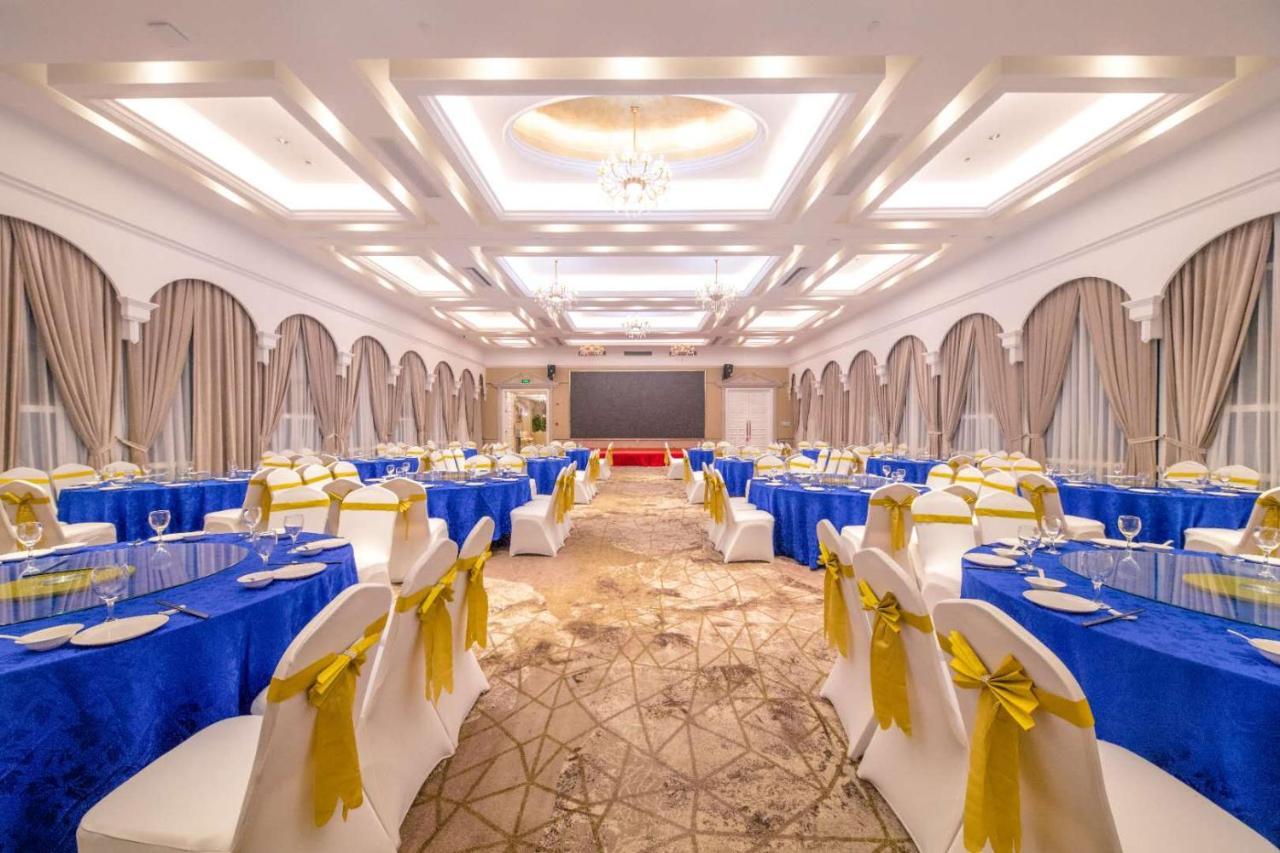 Vienna International Hotel Shanghai Pudong Xiupu Road Buitenkant foto